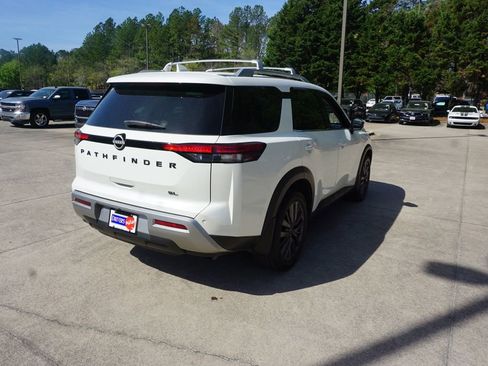 Used 2023 Nissan Pathfinder SL w/ SL Premium Package image 25