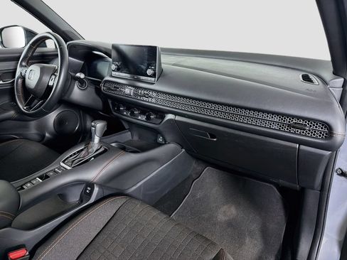 Used 2025 Honda HR-V Sport image 30