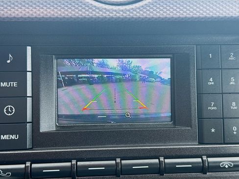 Used 2017 Ford Mustang Coupe image 13