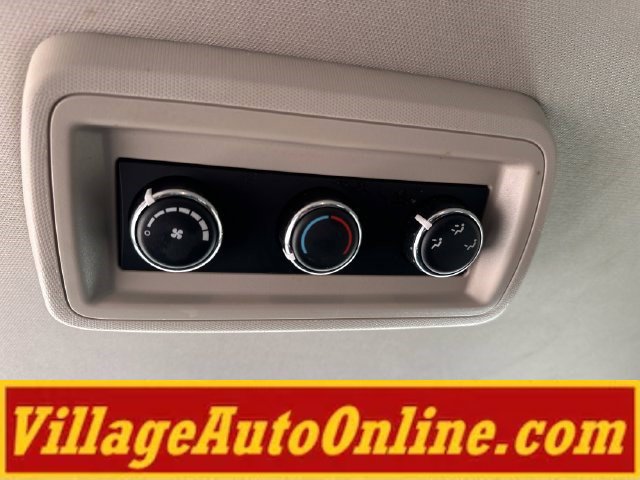 Used 2019 Dodge Grand Caravan SE FWD image 23
