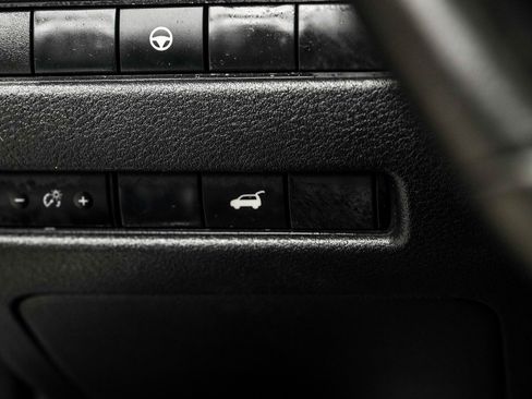 Used 2023 Nissan Rogue SL w/ SL Premium Package image 25