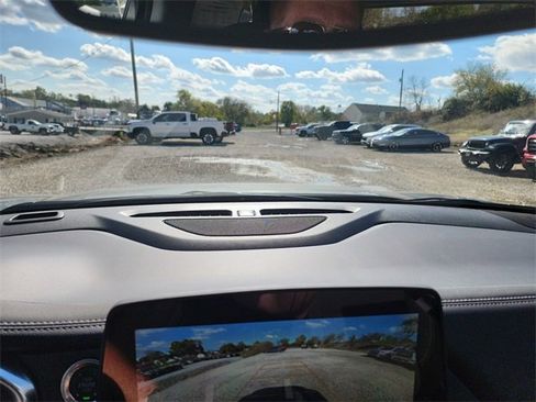 New 2025 Chevrolet Blazer LT w/ Convenience Package image 28