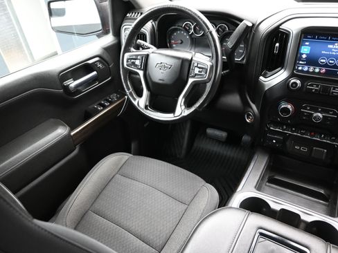 Used 2020 Chevrolet Silverado 1500 RST image 24