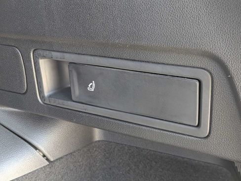 Certified 2024 Volkswagen Tiguan S FWD image 16