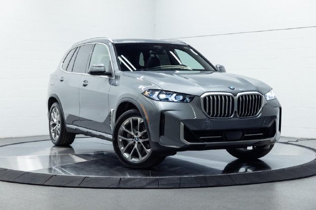 Certified 2026 BMW X5 xDrive40i AWD/4WD image 4