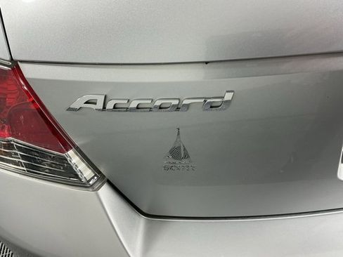 Used 2010 Honda Accord EX-L image 19