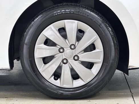 Used 2019 Kia Rio S FWD image 29