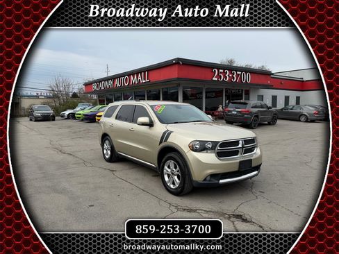 Used 2011 Dodge Durango Crew w/ Trailer Tow Group IV image 1