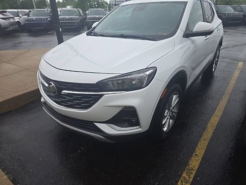 Used 2020 Buick Encore GX Preferred FWD image 1