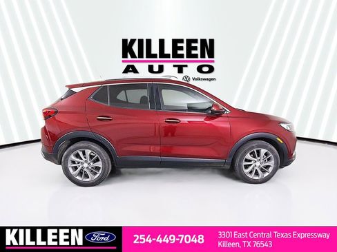 Used 2023 Buick Encore GX Essence w/ Experience Buick Package FWD image 9