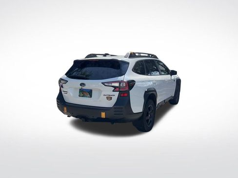 Used 2025 Subaru Outback Wilderness AWD/4WD image 5