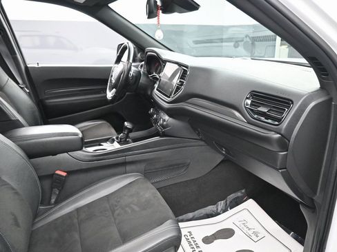 Used 2022 Dodge Durango GT image 37