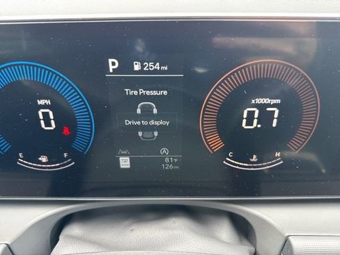 Used 2026 Hyundai Tucson SEL FWD image 18
