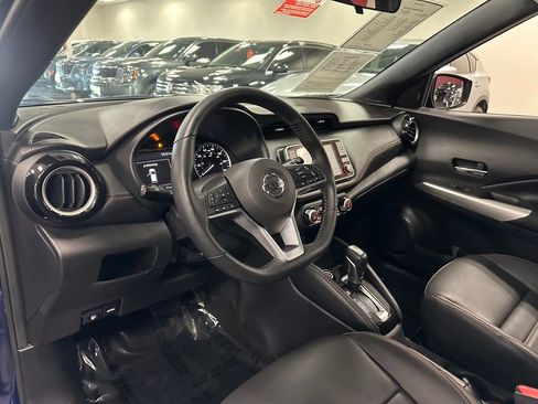 Used 2020 Nissan Kicks SR w/ SR Premium Package image 14