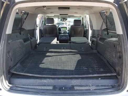 Used 2016 GMC Yukon XL SLT w/ Open Road Package AWD/4WD image 34