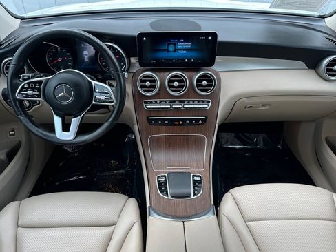 Used 2021 Mercedes-Benz GLC 300 4MATIC image 15