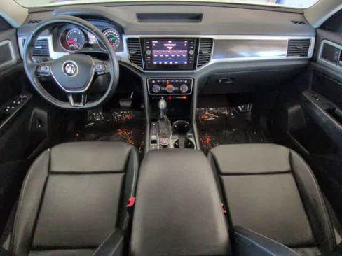Used 2018 Volkswagen Atlas SEL image 16