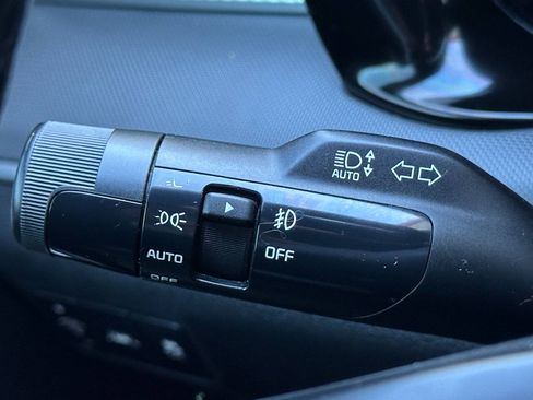 Used 2022 Kia K5 GT-Line w/ GT-Line FWD Premium Package image 39