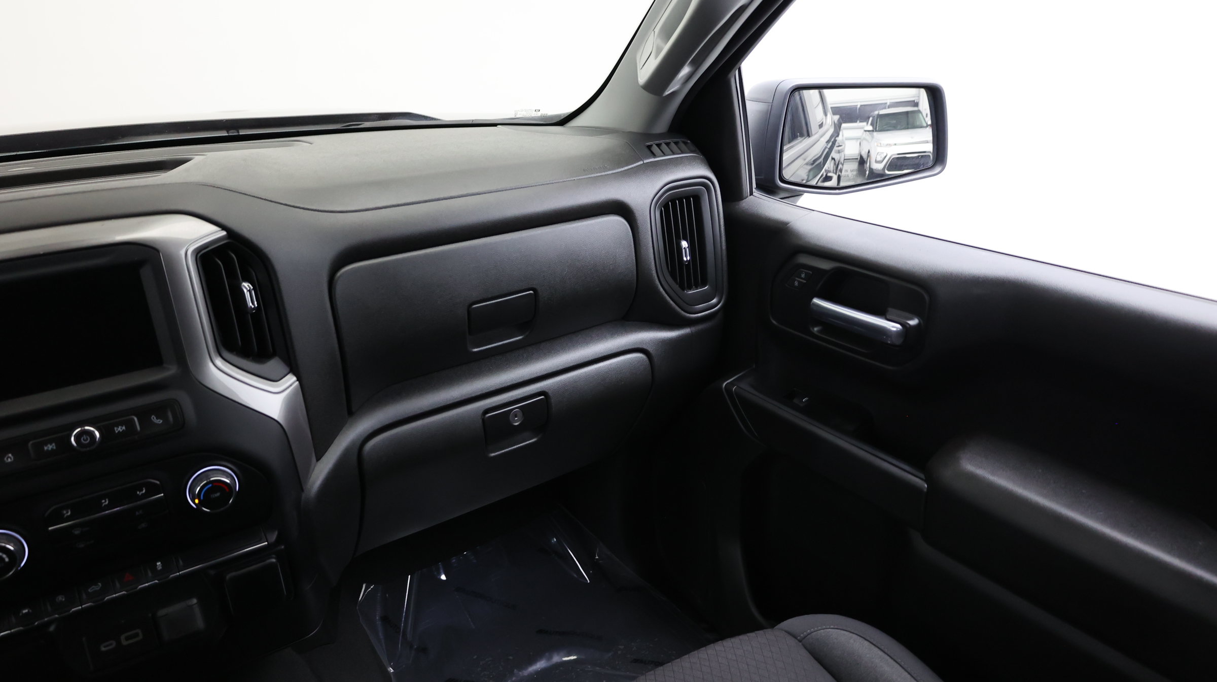 Used 2023 Chevrolet Silverado 1500 Custom AWD/4WD image 38