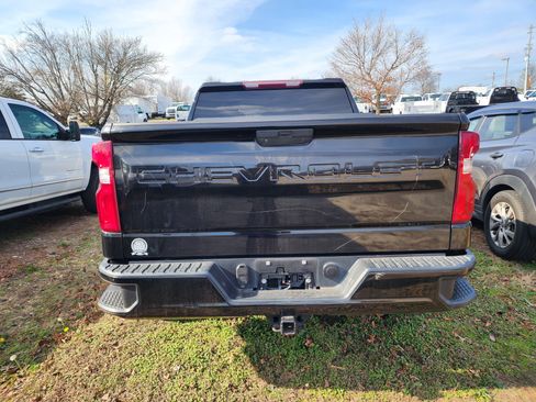 Used 2021 Chevrolet Silverado 1500 RST image 7