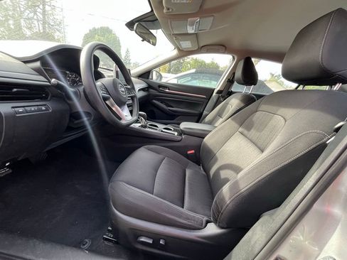 Used 2023 Nissan Altima 2.5 SV image 7