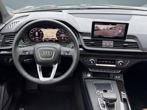 Used 2019 Audi Q5 Prestige w/ Prestige Package AWD/4WD image 28