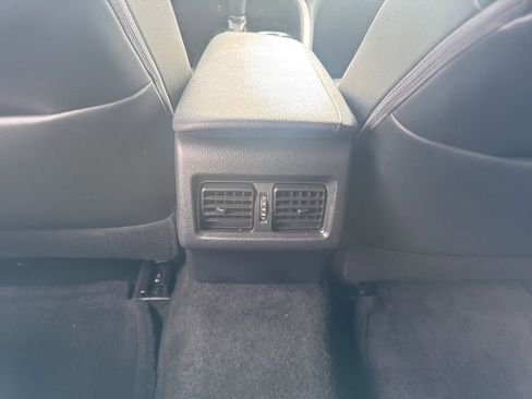 Used 2018 Toyota Camry XSE image 23