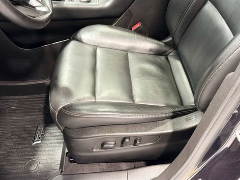 Used 2023 Cadillac XT4 Premium Luxury w/ Technology Package image 18