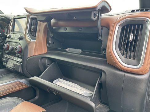 Used 2020 Chevrolet Silverado 3500 High Country w/ Z71 Off-Road Package image 47