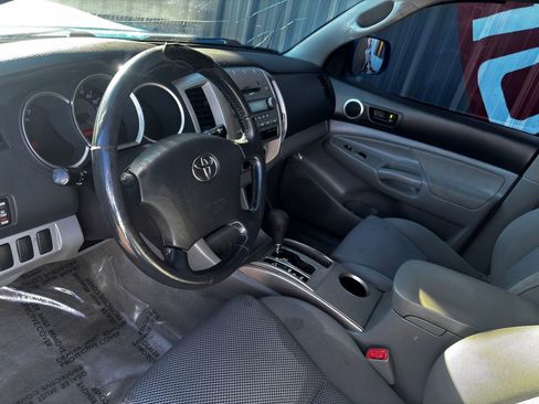 Used 2006 Toyota Tacoma Base V6 image 21