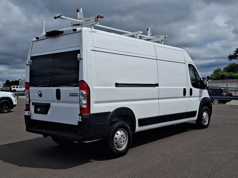 Used 2023 RAM ProMaster 2500 FWD image 6