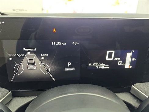 Used 2025 Nissan Kicks SV image 18