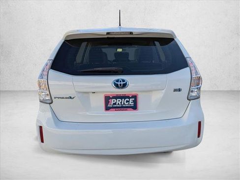 Used 2013 Toyota Prius V Two image 7