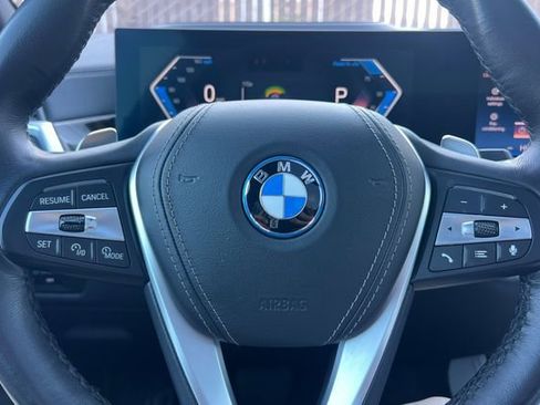 Used 2024 BMW X5 xDrive50e w/ Premium Package image 28