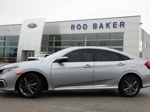 Used 2021 Honda Civic EX image 3