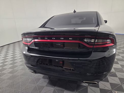 Used 2023 Dodge Charger SXT RWD image 6