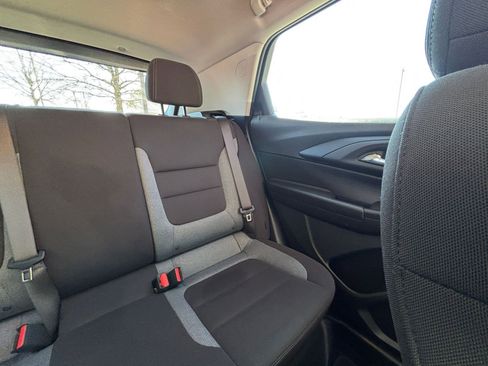 Used 2025 Chevrolet TrailBlazer LT image 42
