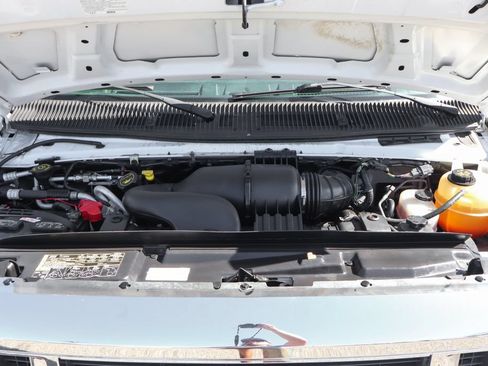 Used 2016 Ford E-350 and Econoline 350 Super Duty w/ Power Windows & Locks Group RWD image 14
