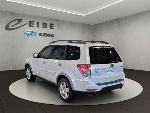 Used 2010 Subaru Forester 2.5X Limited image 3