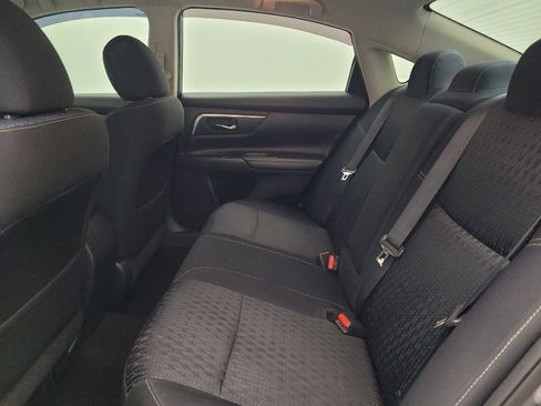 Used 2016 Nissan Altima 2.5 SV FWD image 18