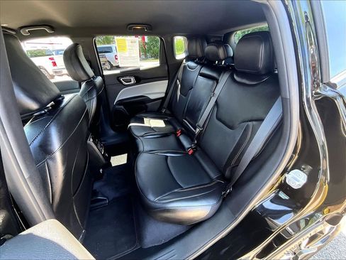 Used 2023 Jeep Compass Limited AWD/4WD image 15