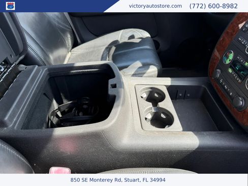 Used 2007 Chevrolet Suburban LT w/ LT Preferred Equipment Group RWD image 28