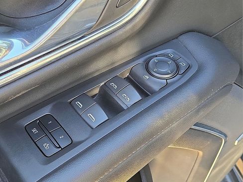 Used 2024 Chevrolet Tahoe LT image 21