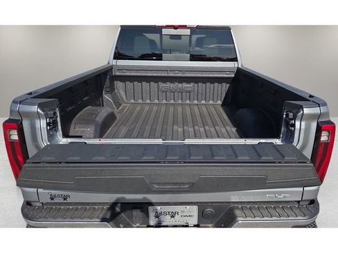 New 2026 GMC Sierra 2500 SLT w/ SLT Premium Package image 24