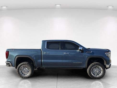 Used 2024 GMC Sierra 1500 SLT w/ SLT Premium Plus Package AWD/4WD image 3