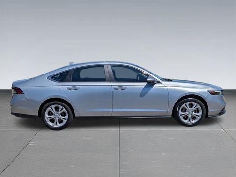 Certified 2025 Honda Accord LX image 6