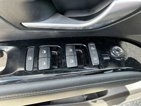 Used 2022 Hyundai Tucson Limited FWD image 12