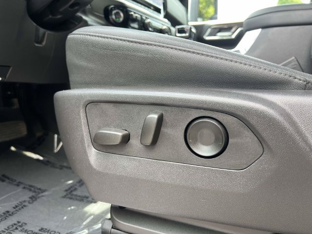 Used 2024 Chevrolet Silverado 1500 LT Trail Boss w/ Convenience Package II AWD/4WD image 22
