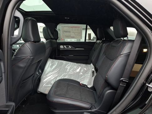 New 2026 Ford Explorer ST w/ Sun And Sound Package image 6