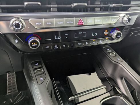 Used 2025 Kia Telluride SX Prestige X-Line AWD/4WD image 19